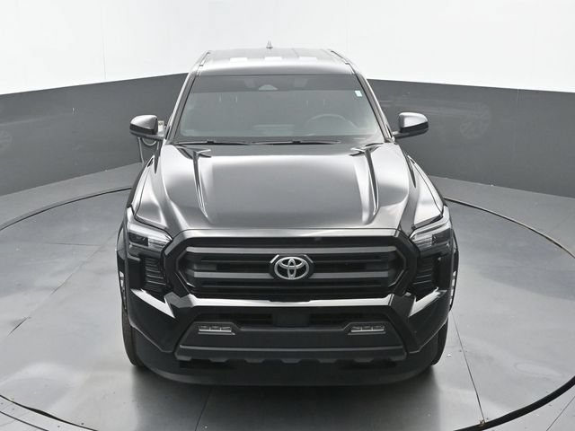 Used 2024 Toyota Tacoma SR5 AWD/4WD image 14
