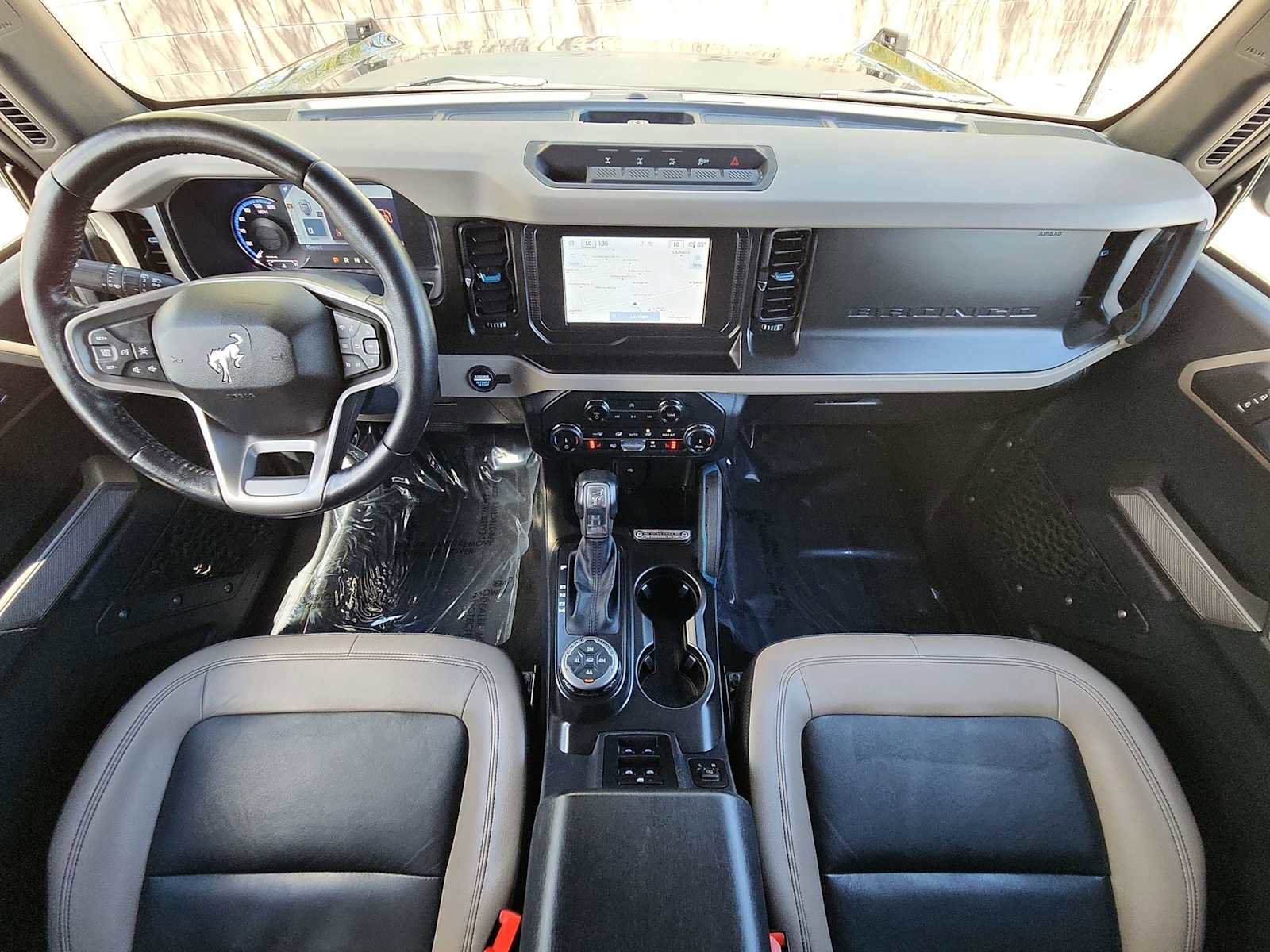 Used 2022 Ford Bronco Wildtrak image 14