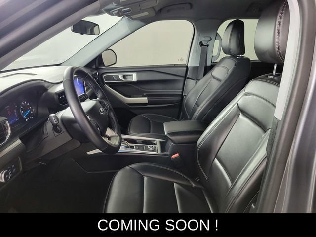 Used 2021 Ford Explorer XLT w/ Equipment Group 202A image 13