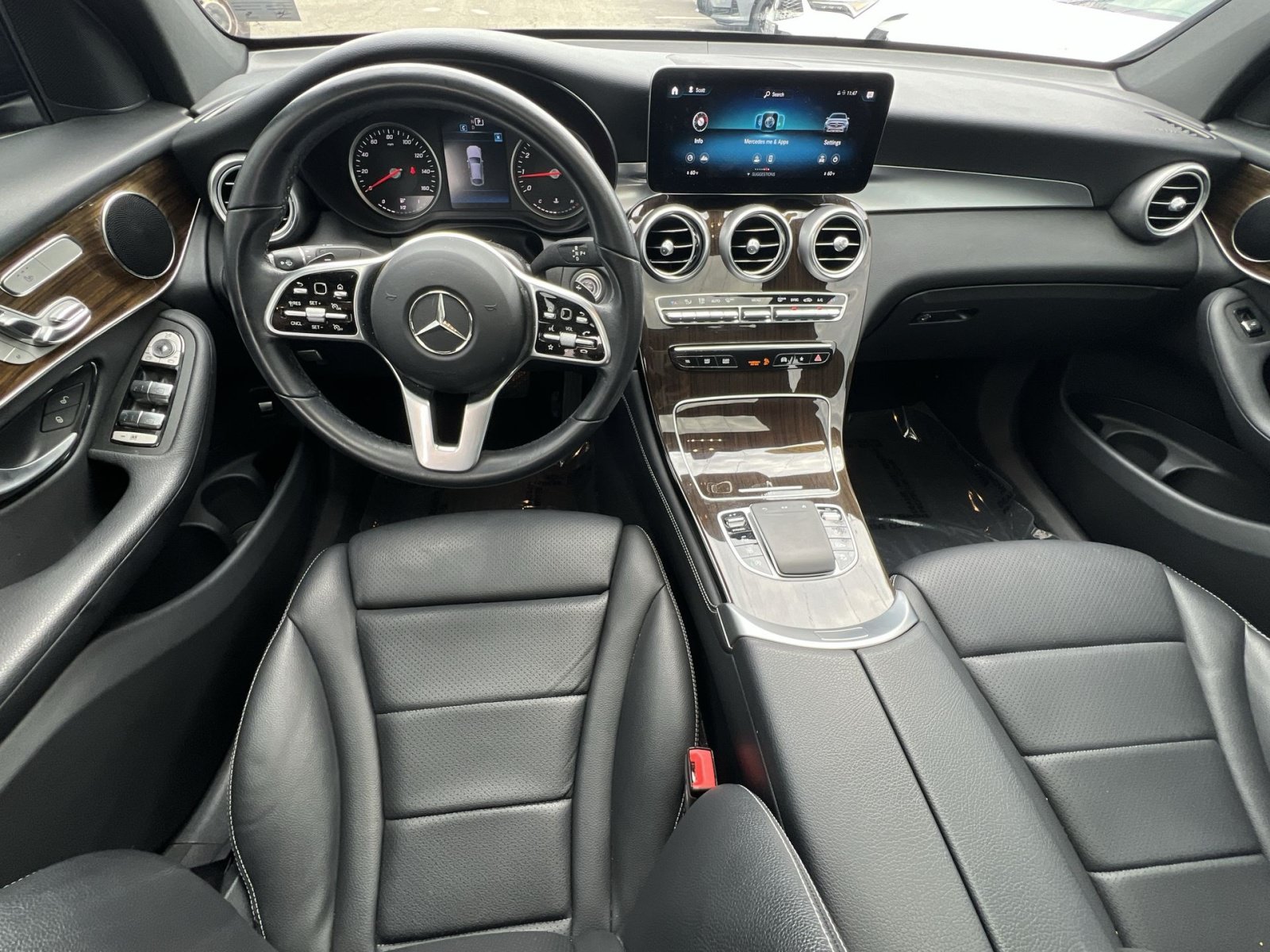 Used 2021 Mercedes-Benz GLC 300 4MATIC Coupe image 20