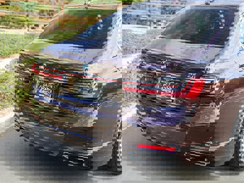 Used 2020 BMW 750i xDrive w/ Executive Package image 14