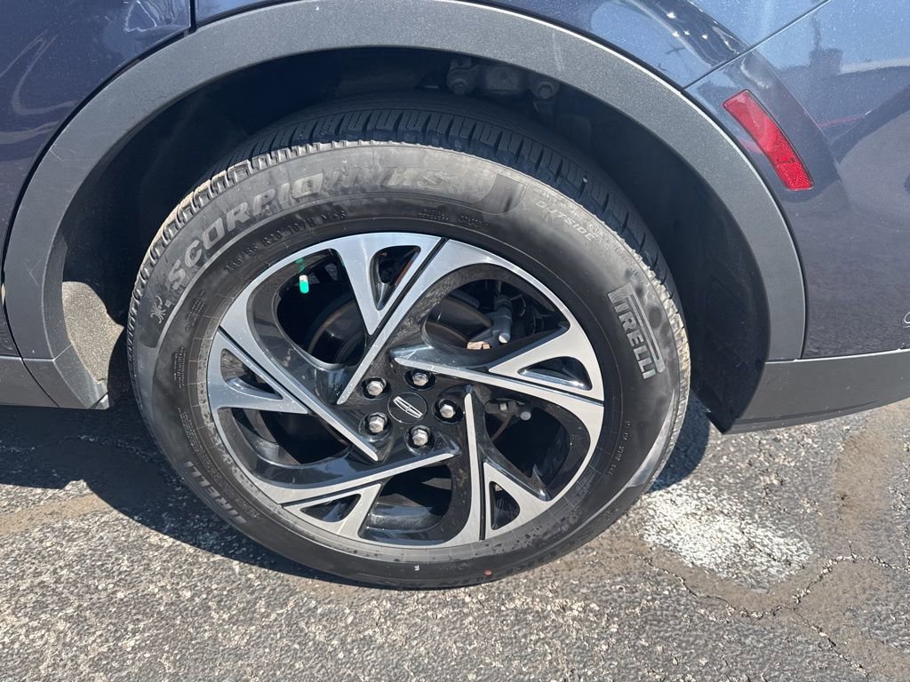 Used 2024 Lincoln Nautilus Premier w/ Jet Appearance Package image 52