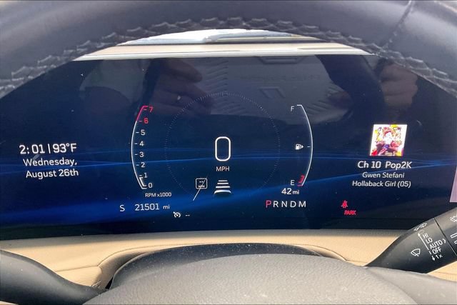 Used 2024 Cadillac XT4 Premium Luxury FWD image 10