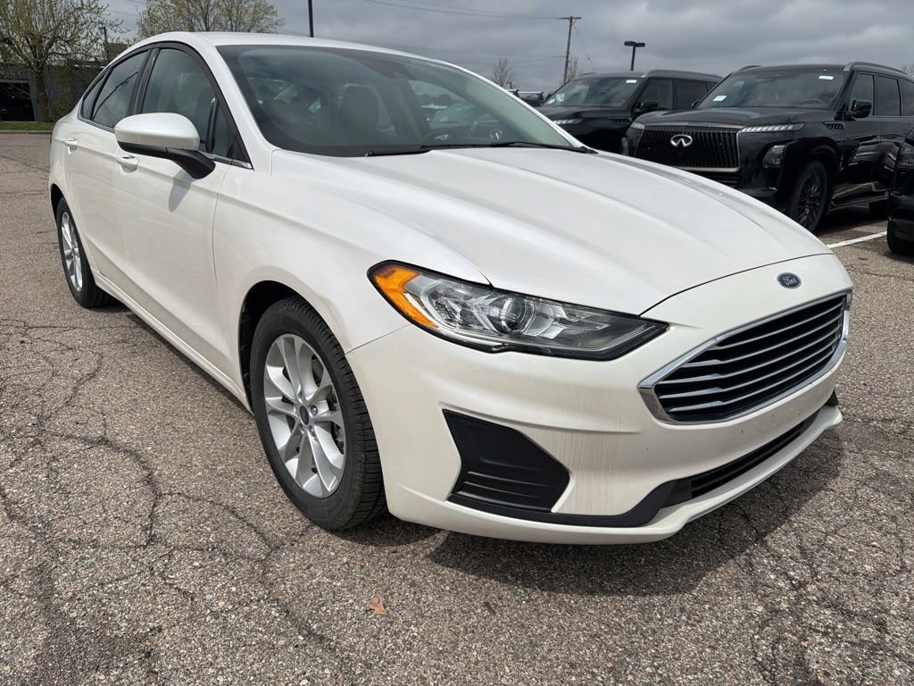Used 2020 Ford Fusion SE image 7
