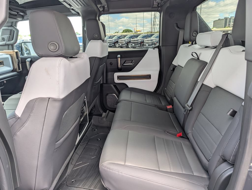 Used 2025 GMC Hummer EV 3X AWD/4WD image 16