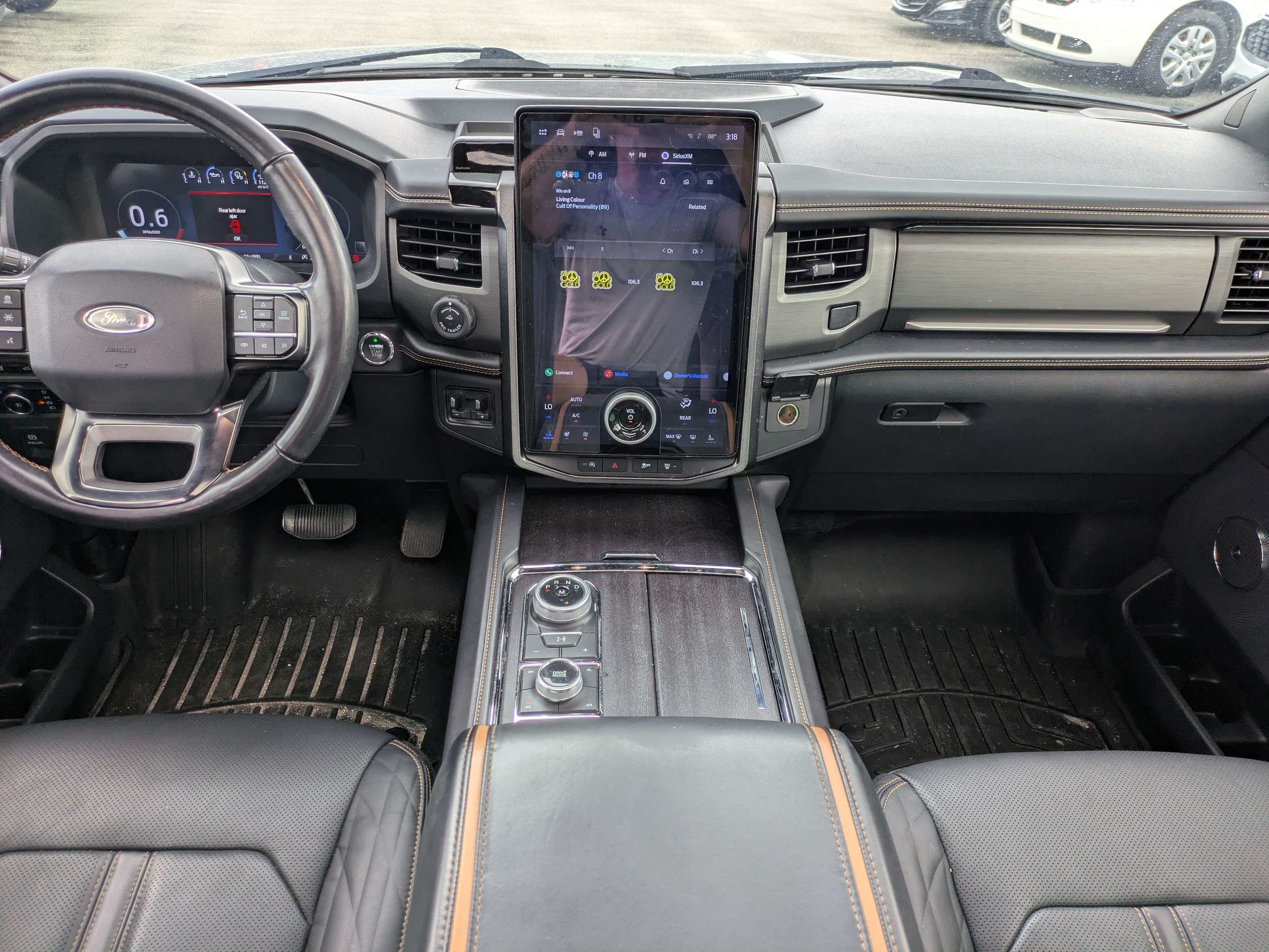 Used 2024 Ford Expedition Max Platinum AWD/4WD image 15