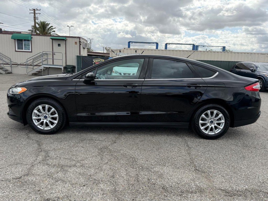 Used 2016 Ford Fusion S FWD image 10