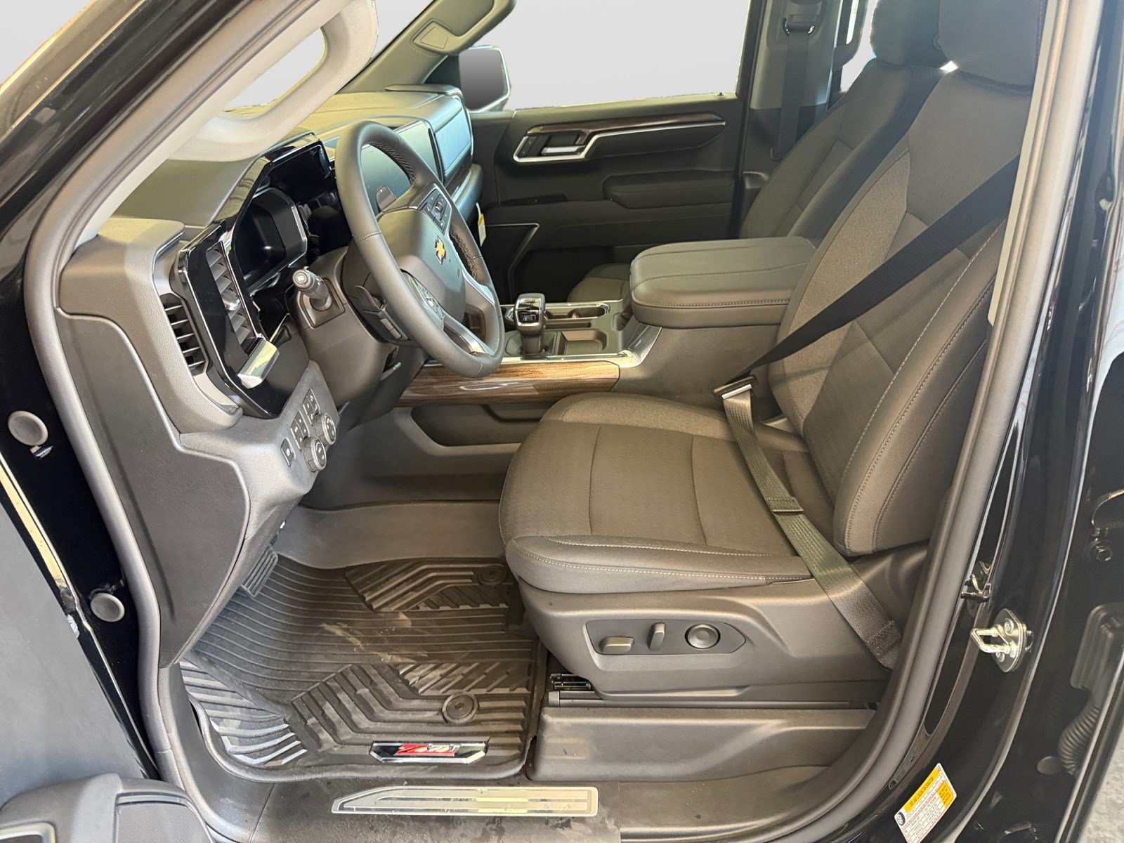 New 2026 Chevrolet Silverado 1500 LT AWD/4WD image 11