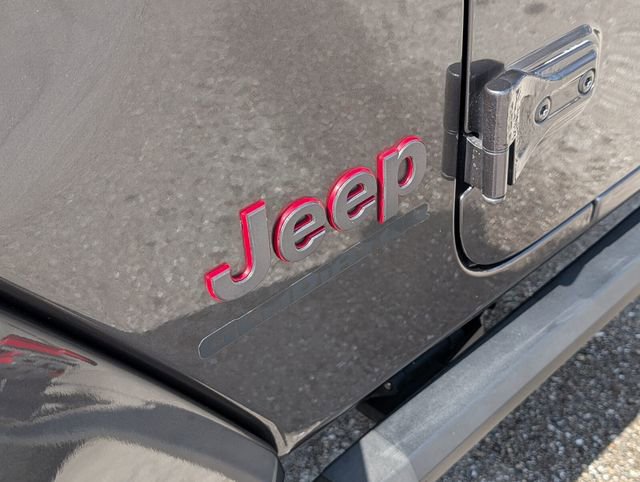 Used 2020 Jeep Gladiator Rubicon image 10