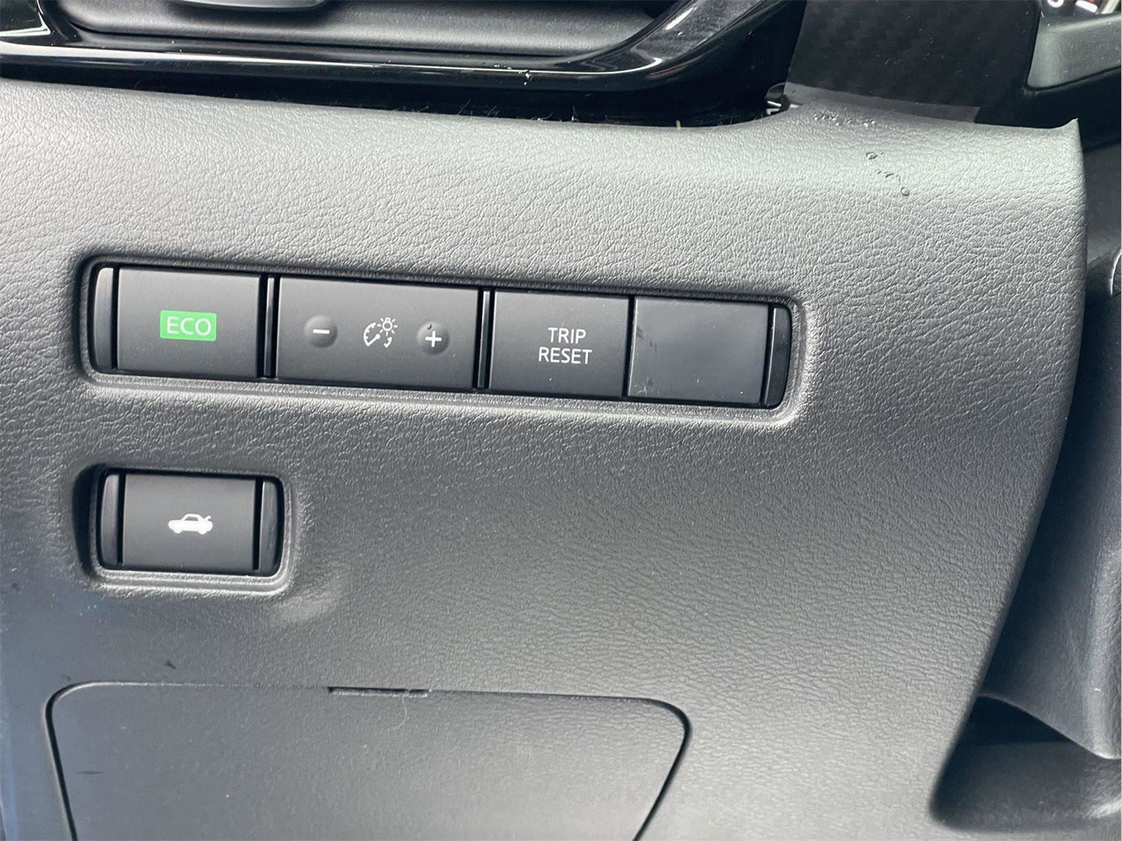 Used 2023 Nissan Sentra SV w/ All-Weather Package image 25