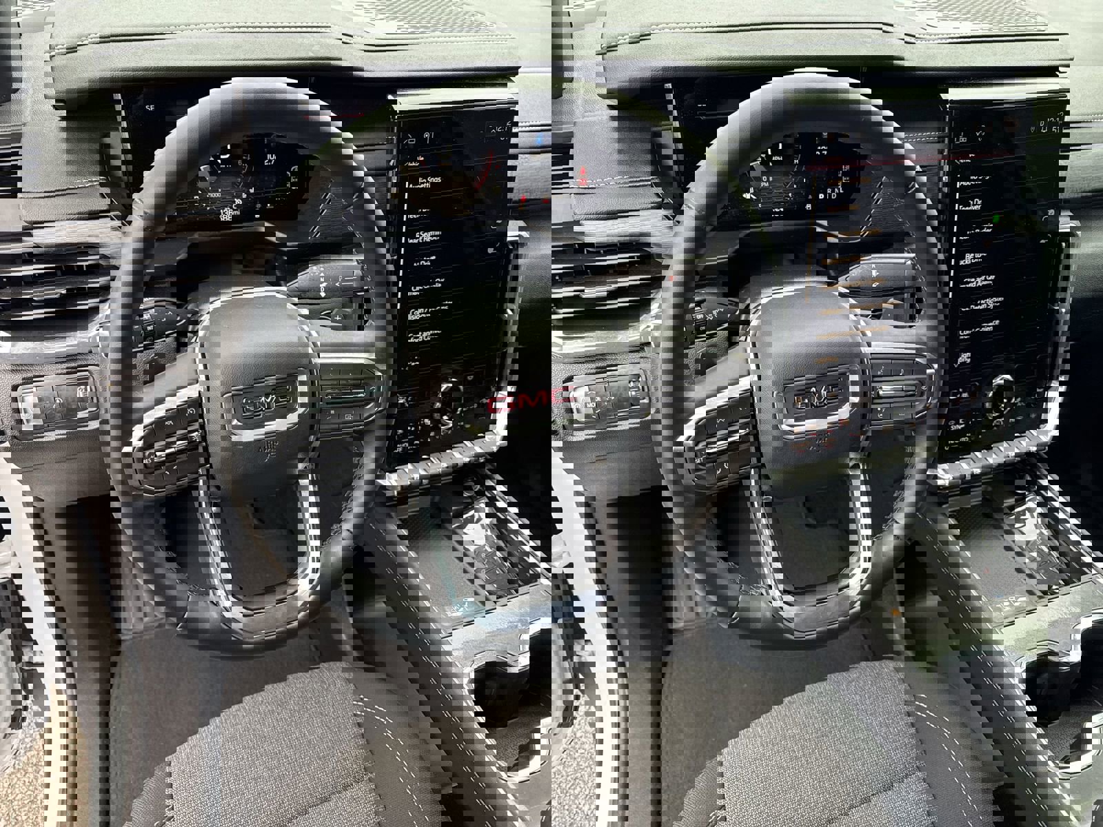 Used 2025 GMC Acadia Elevation image 18