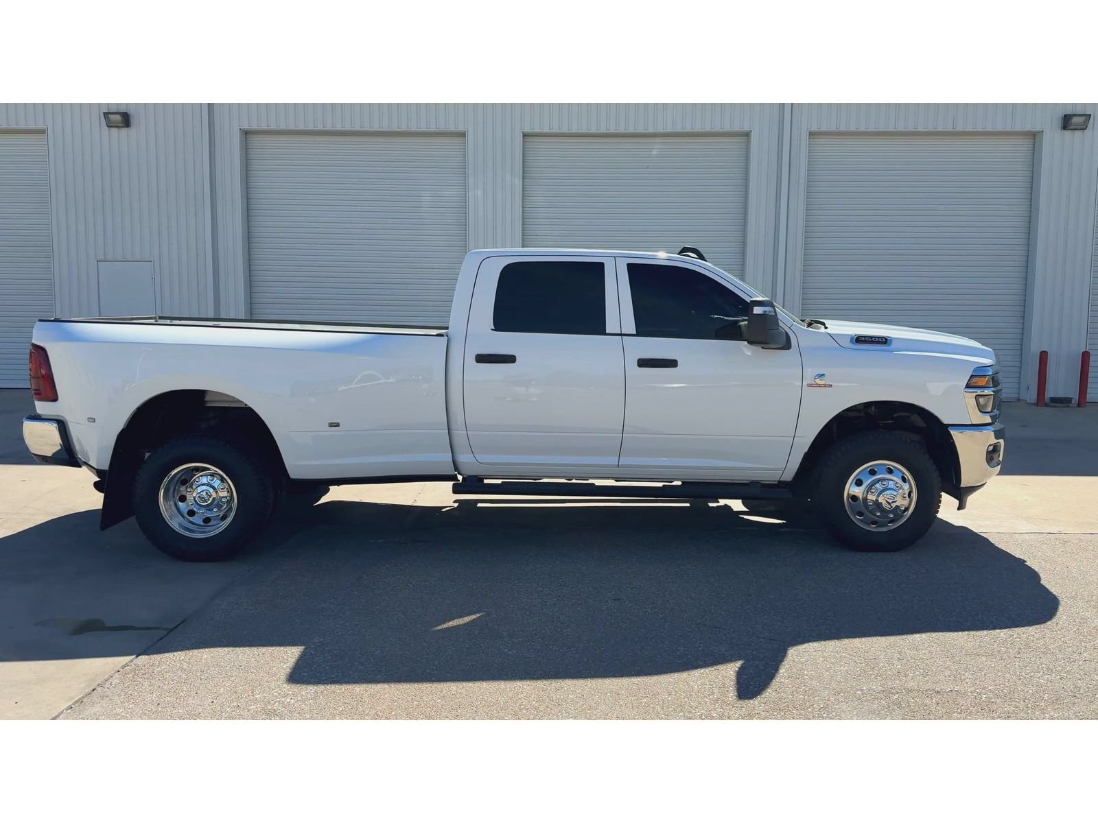 Used 2025 RAM 3500 Tradesman AWD/4WD image 9