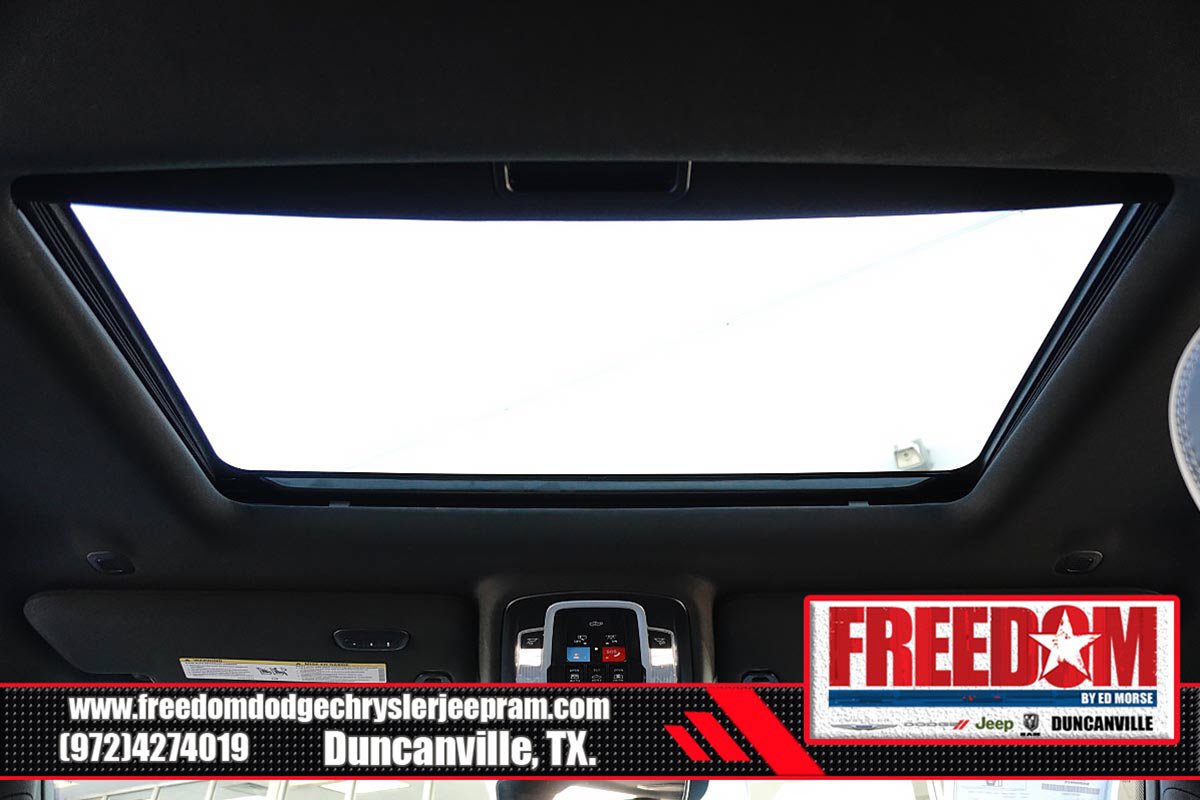 Used 2025 RAM 3500 Laramie AWD/4WD image 39