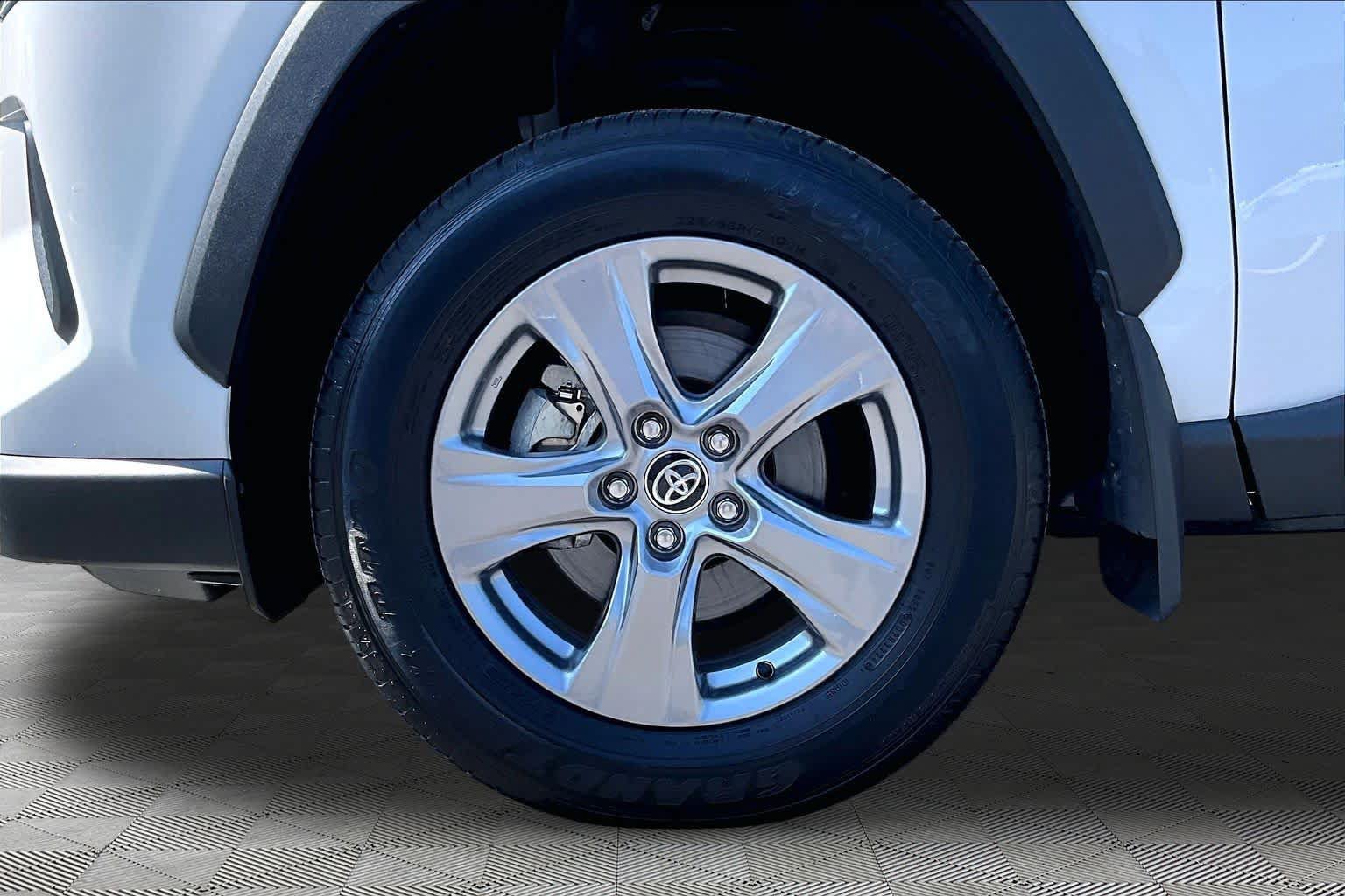 Certified 2024 Toyota RAV4 XLE FWD image 11
