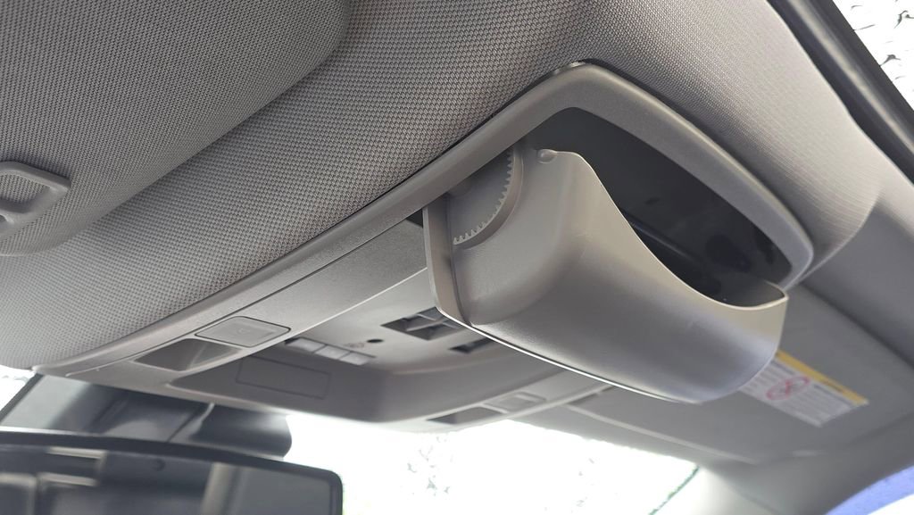 Used 2015 GMC Sierra 2500 Denali w/ Duramax Plus Package AWD/4WD image 36