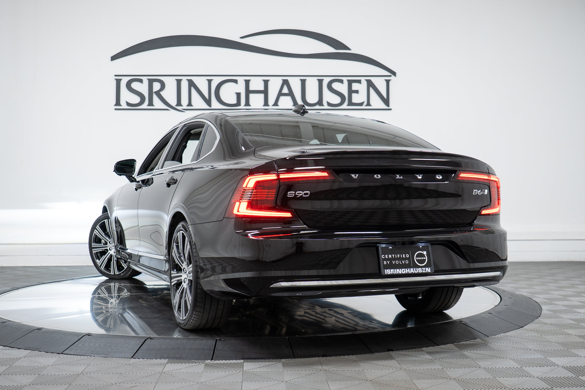 Used 2023 Volvo S90 B6 Plus w/ Protection Package Premier AWD/4WD image 28