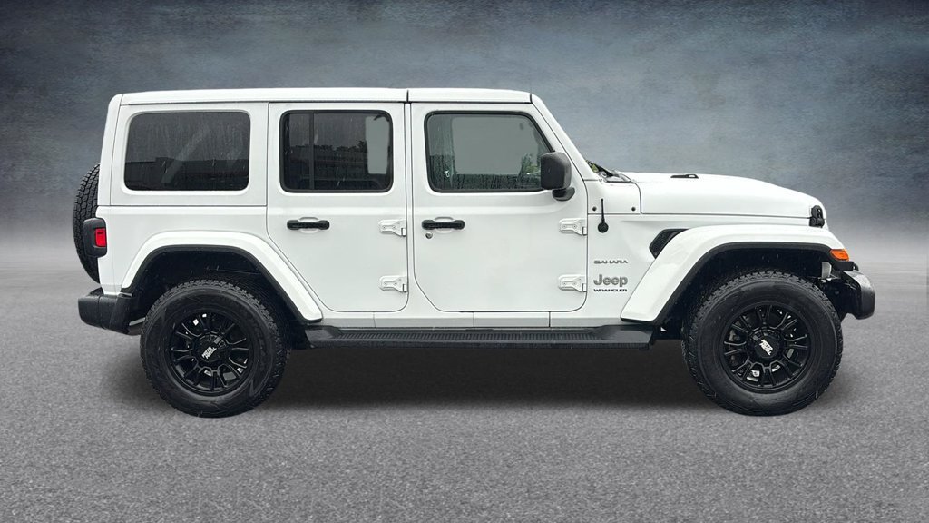 Used 2023 Jeep Wrangler Unlimited Sahara w/ Cold Weather Group AWD/4WD image 26