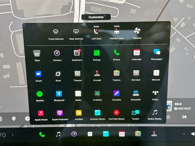 Used 2022 Tesla Model S AWD/4WD image 13