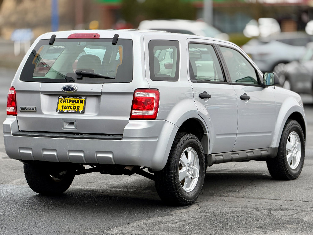 Used 2010 Ford Escape XLS image 17