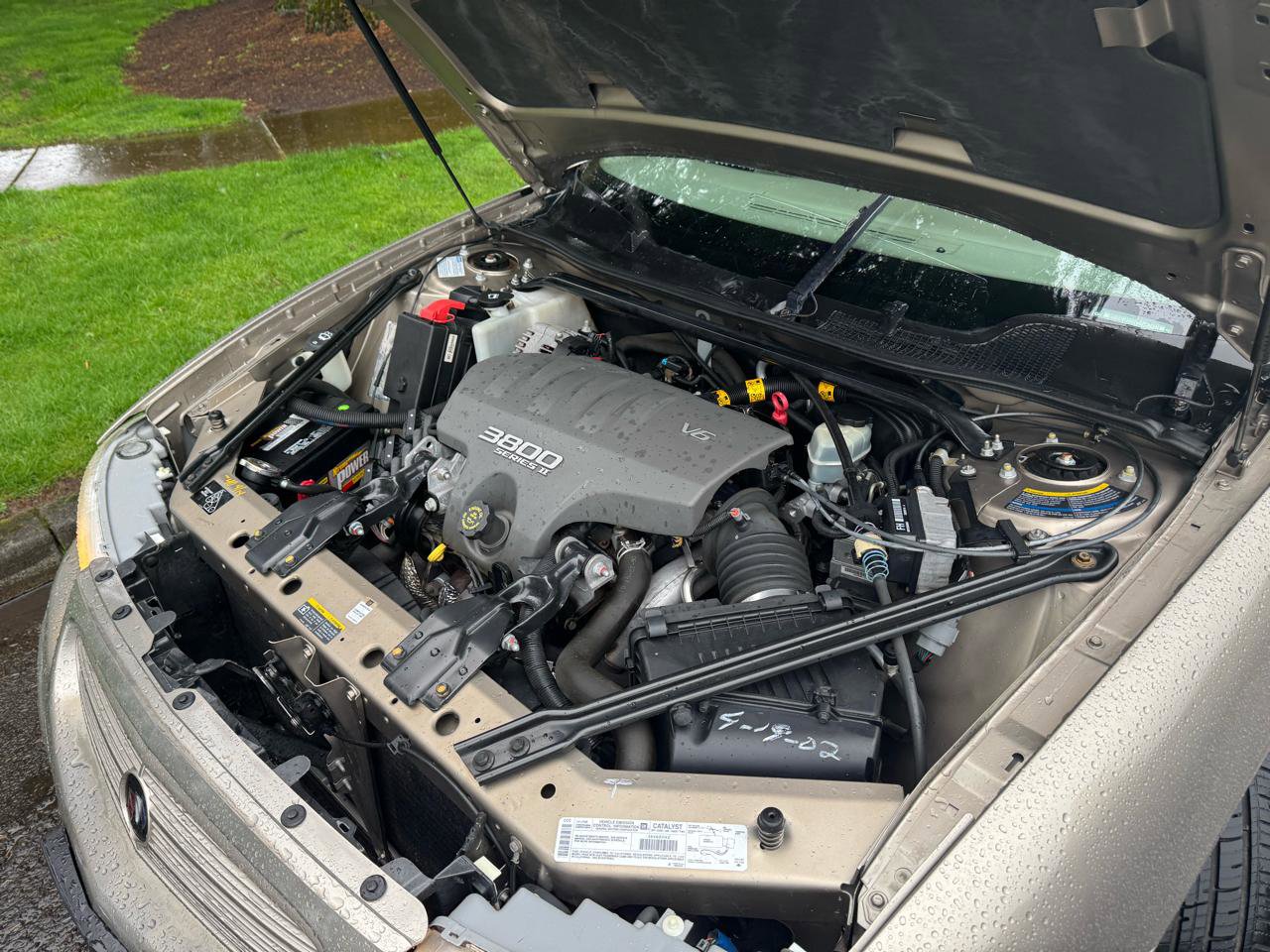 Used 2002 Buick Regal LS w/ LS Premium Pkg image 32