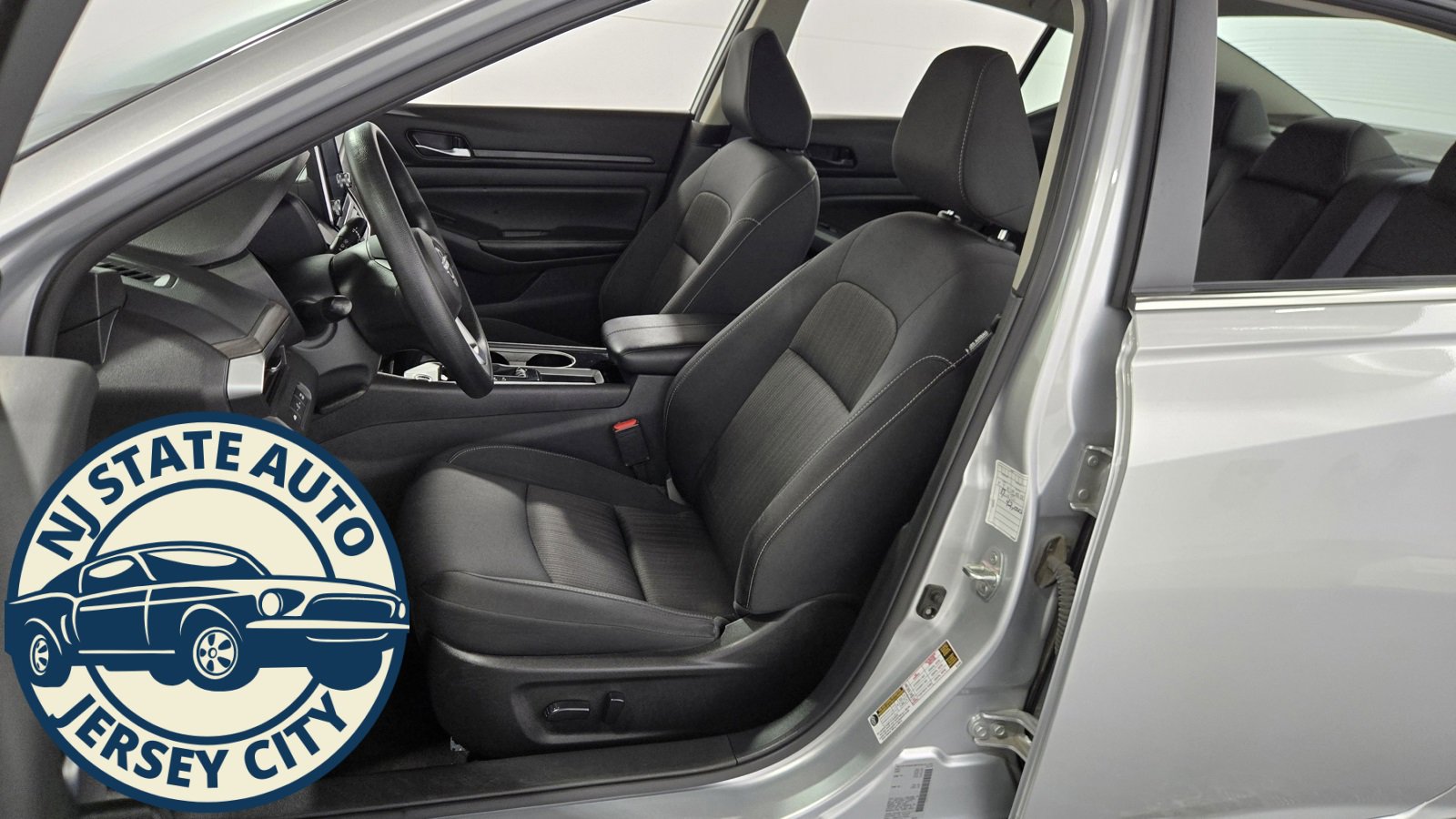 Used 2024 Nissan Altima 2.5 SV image 20