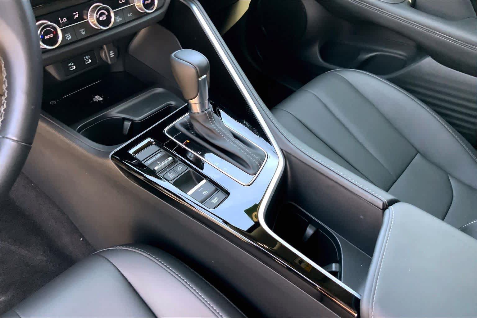 Certified 2025 Acura ADX AWD image 16