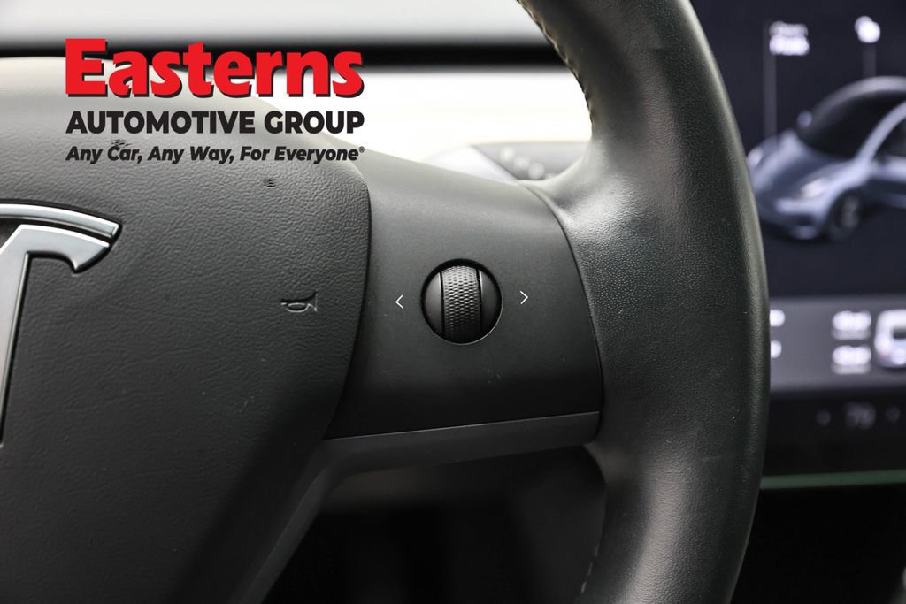 Used 2019 Tesla Model 3 Standard Range image 16