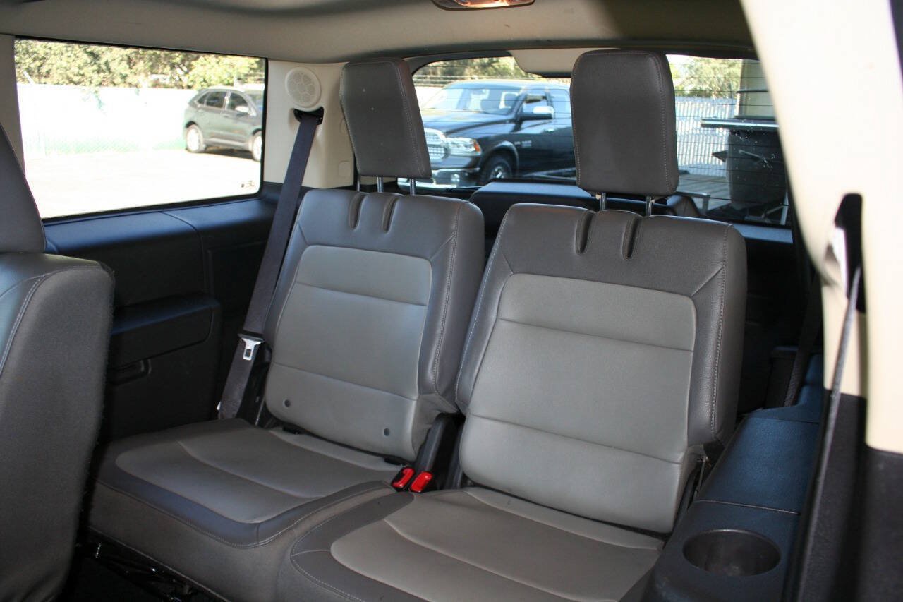 Used 2019 Ford Flex Limited w/ Limited Appearance Package AWD/4WD image 24