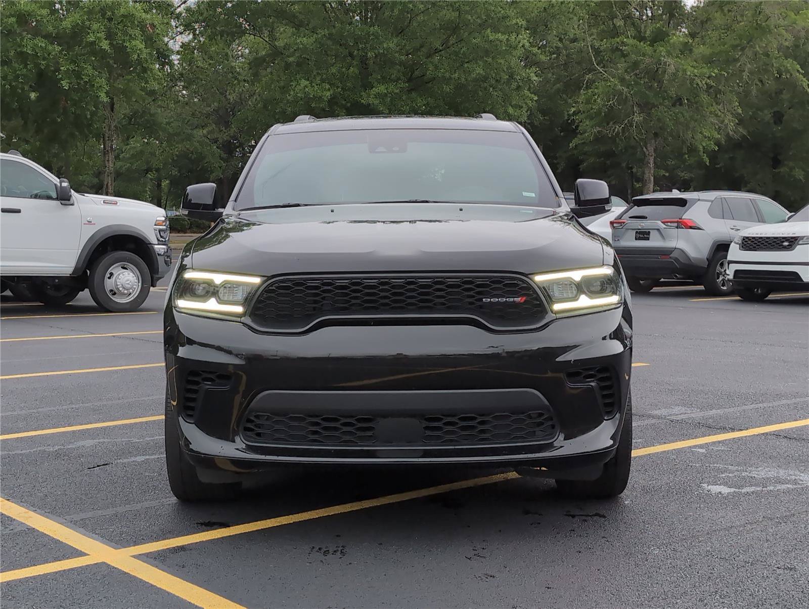 Used 2024 Dodge Durango GT AWD/4WD image 9