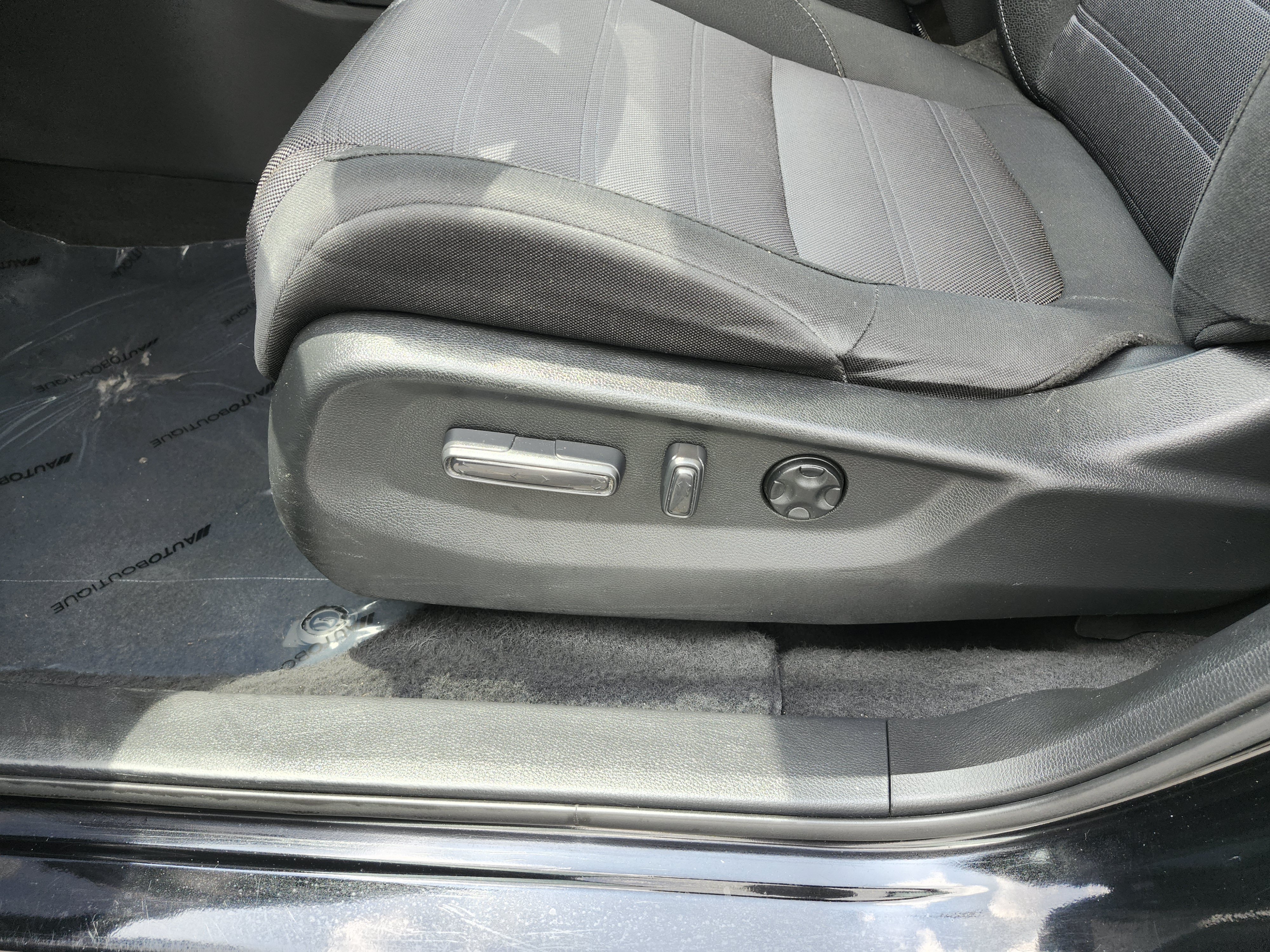 Used 2022 Honda CR-V EX image 25
