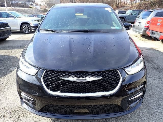 New 2026 Chrysler Pacifica Select AWD/4WD image 10