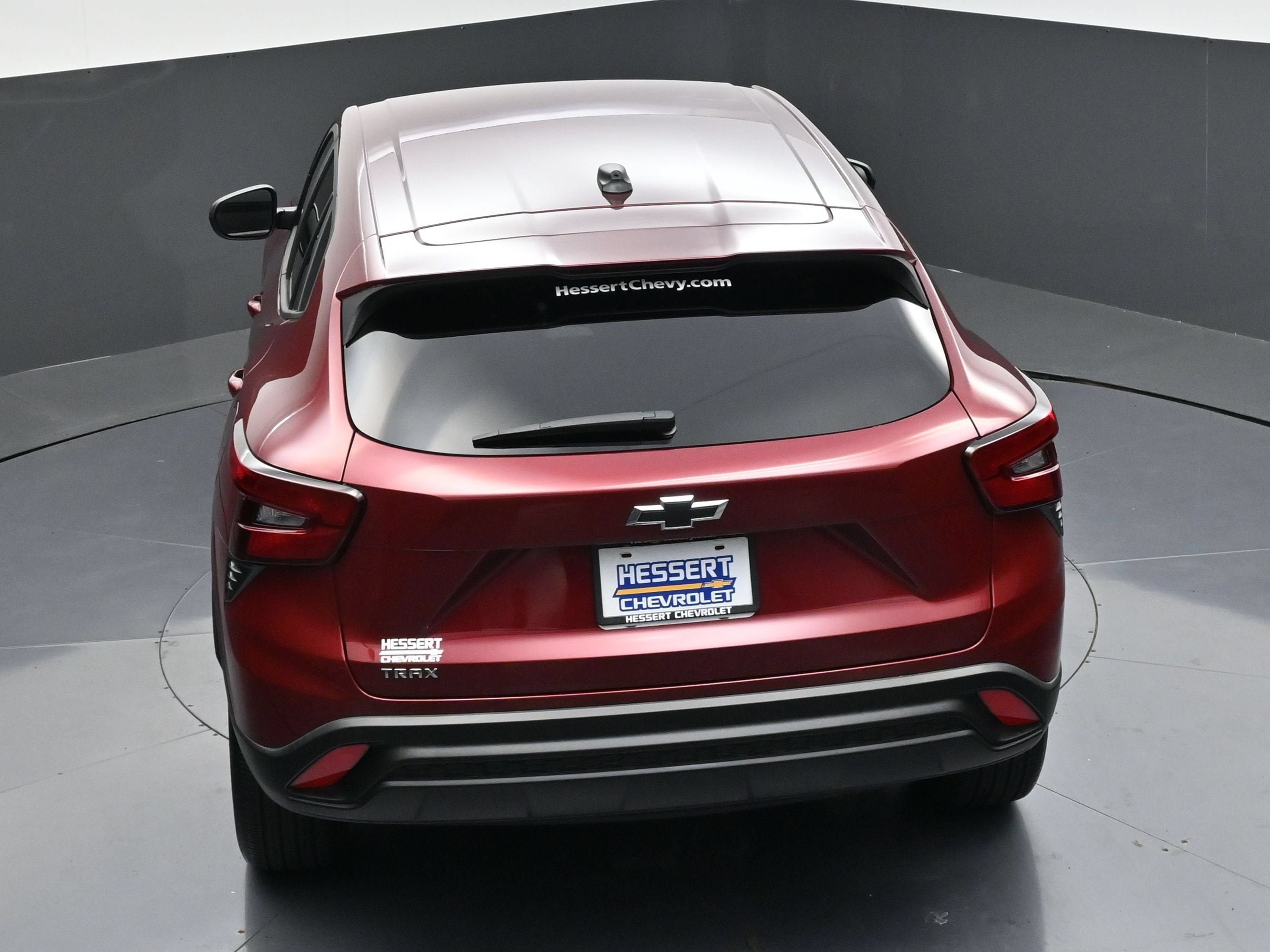Used 2024 Chevrolet Trax LS FWD image 43