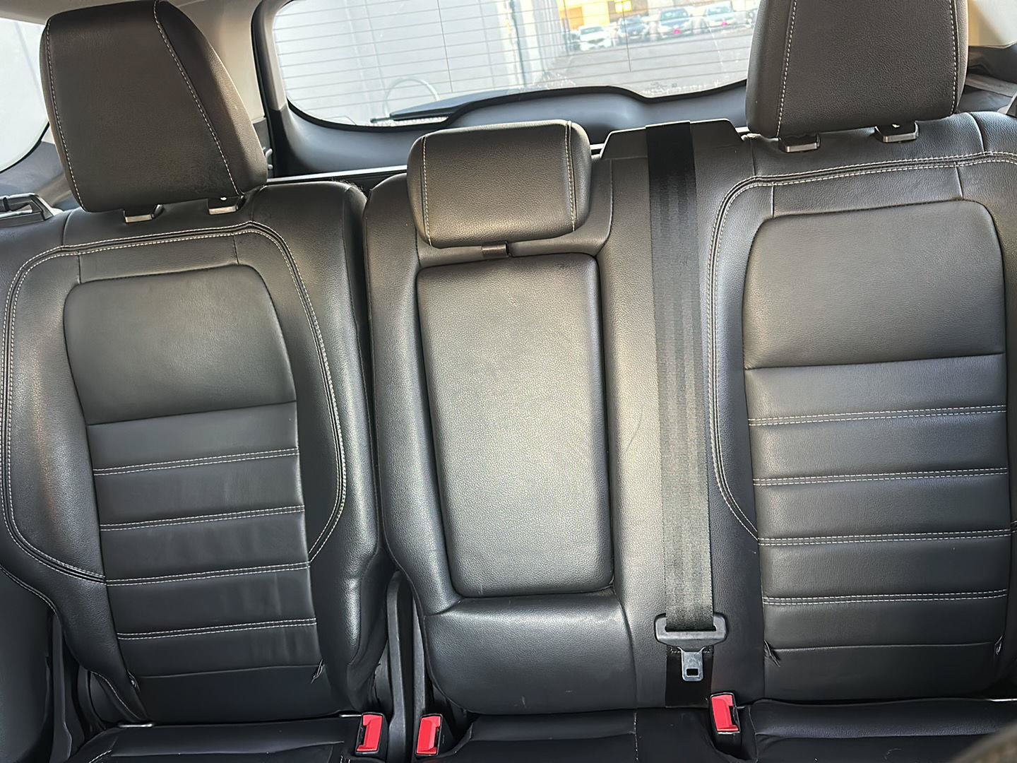Used 2018 Ford Escape Titanium w/ Ford Safe & Smart Package AWD/4WD image 16