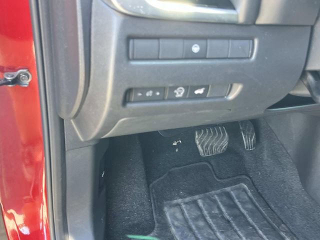 Used 2023 Nissan Rogue SL w/ SL Premium Package FWD image 32