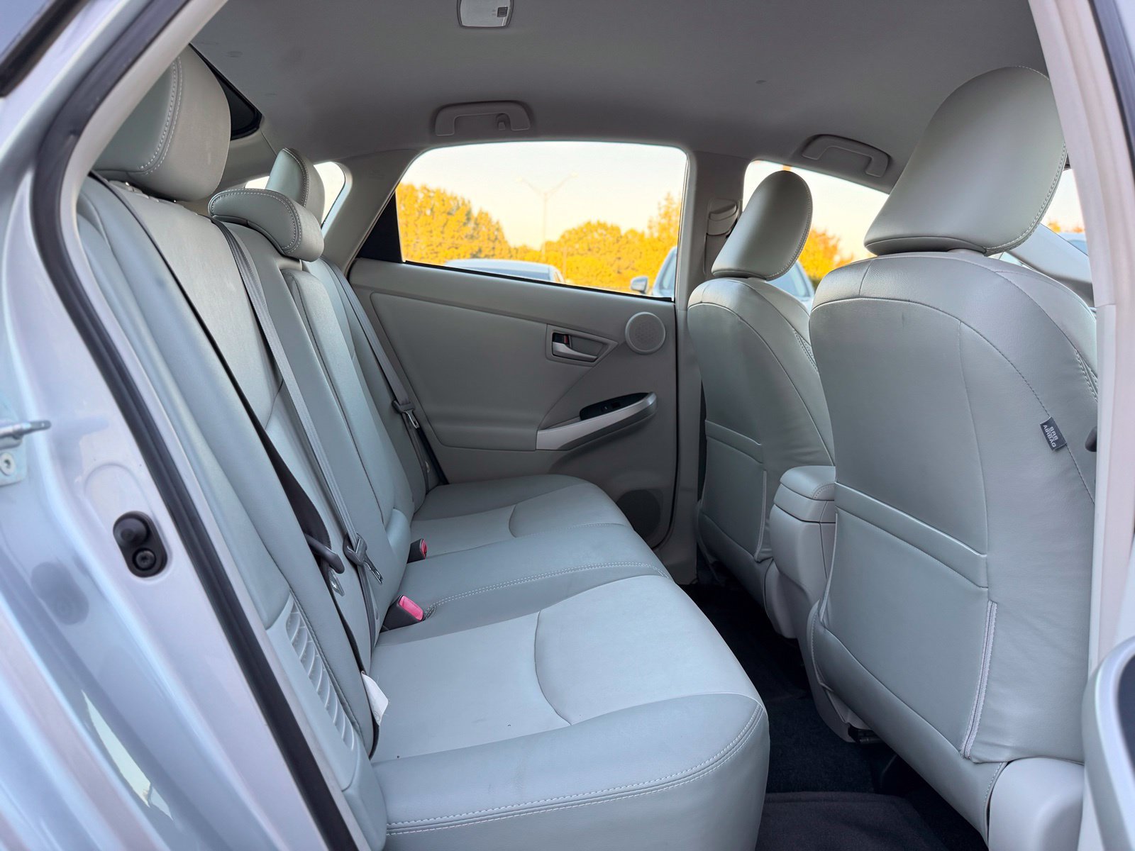 Used 2013 Toyota Prius Four FWD image 20