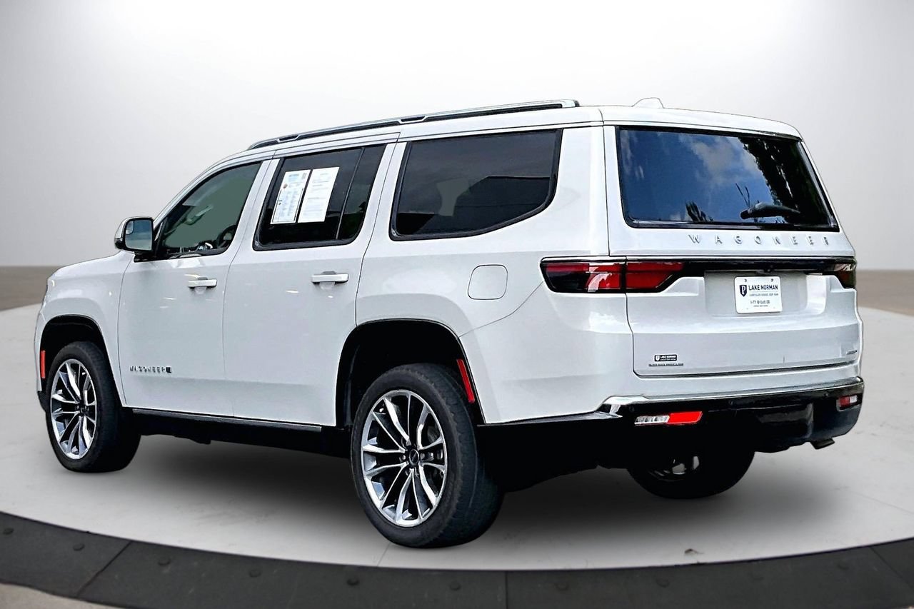 Certified 2022 Jeep Wagoneer Series III w/ Premium Group I AWD/4WD image 7