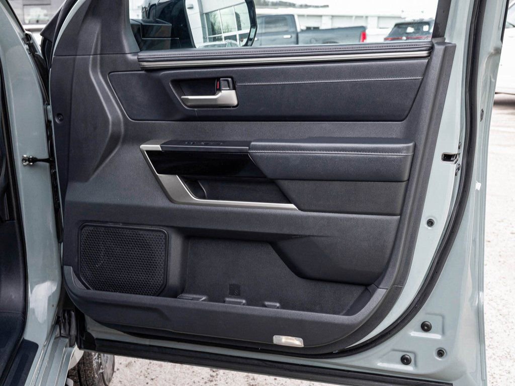 Used 2024 Toyota Tundra Limited AWD/4WD image 12