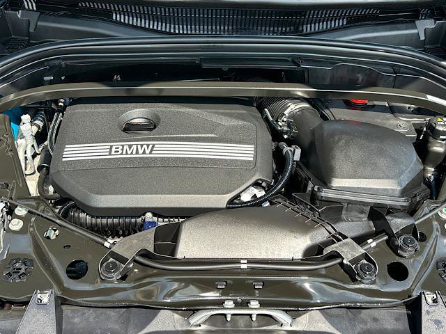 Used 2024 BMW X1 xDrive28i w/ Premium Package AWD/4WD image 12