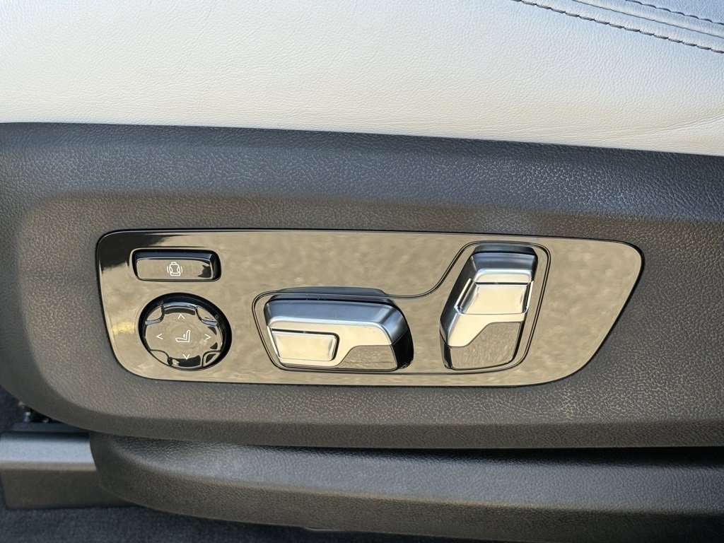 New 2026 BMW X5 M Competition image 19