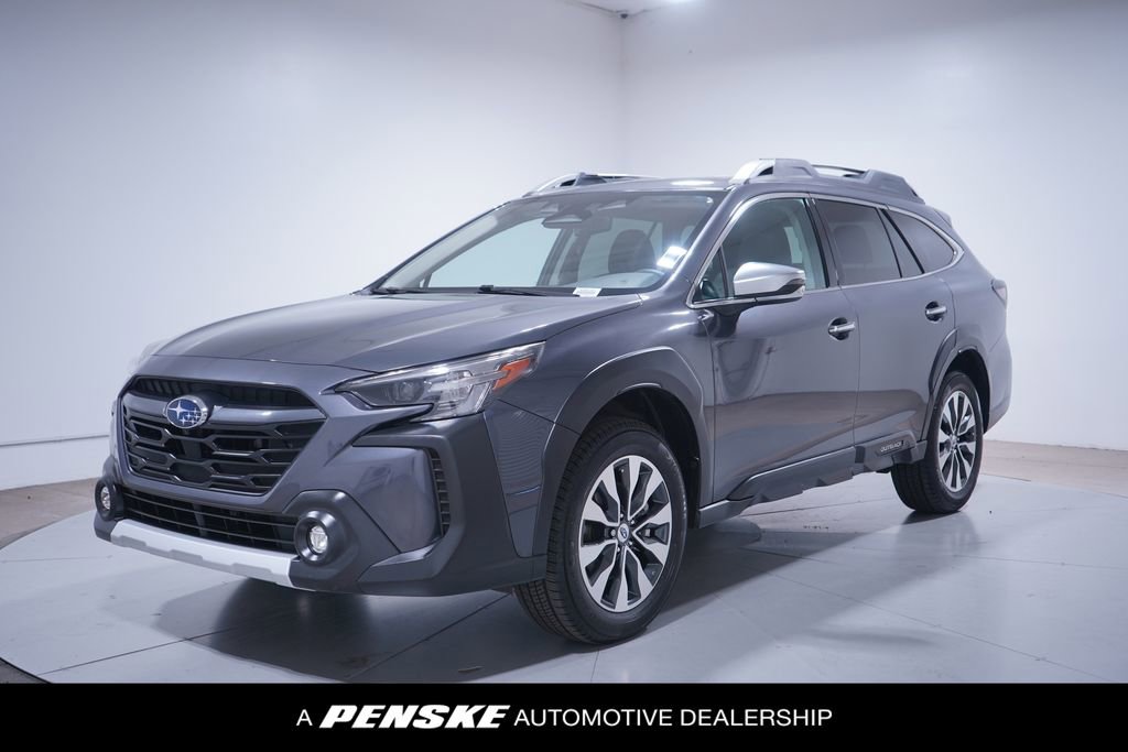 Used 2023 Subaru Outback Touring AWD/4WD image 1
