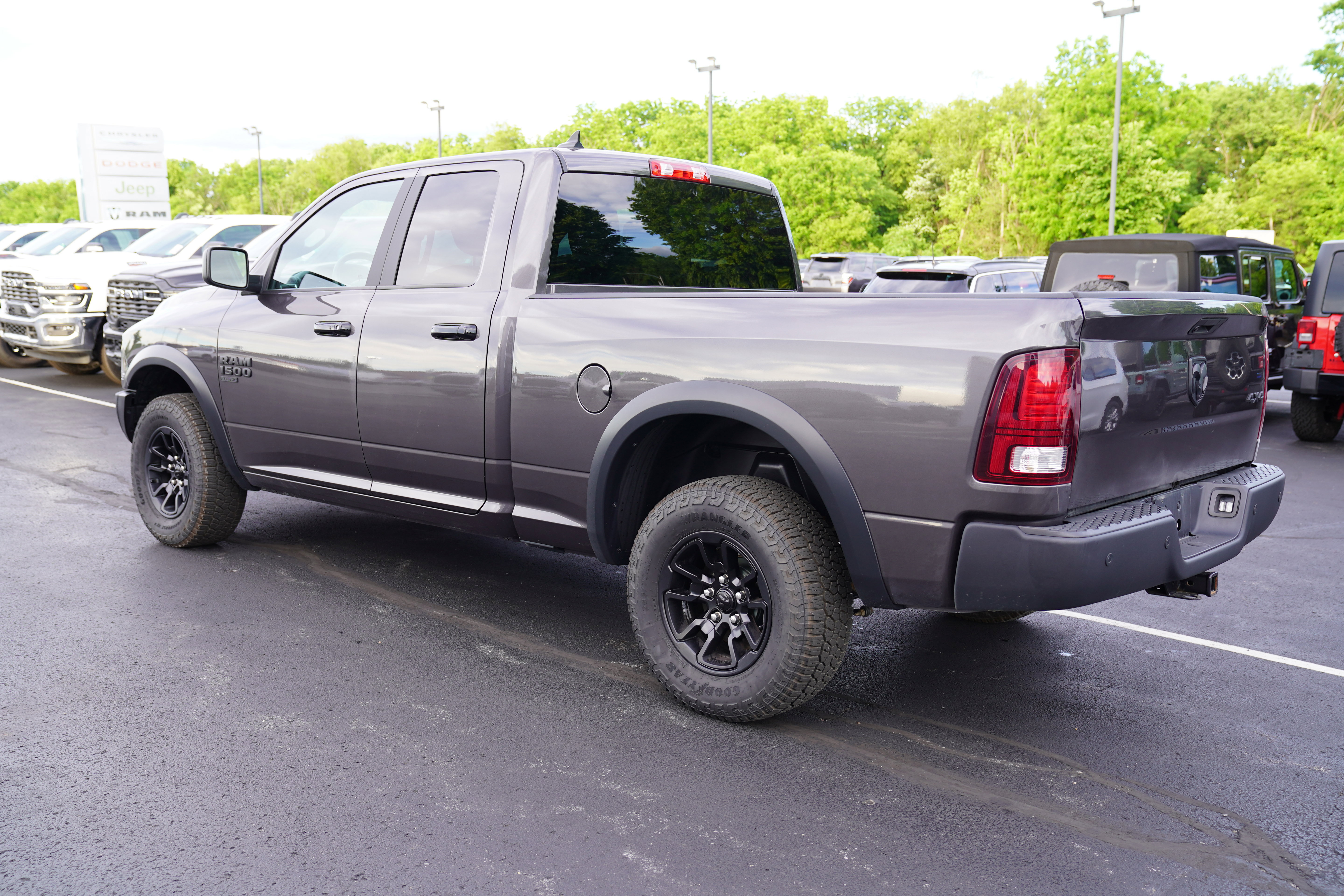 Used 2023 RAM 1500 Warlock w/ Electronics Group AWD/4WD image 8