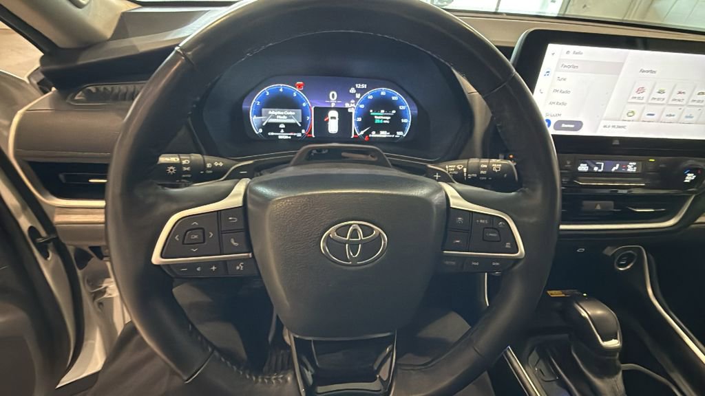 Used 2024 Toyota Grand Highlander AWD image 29