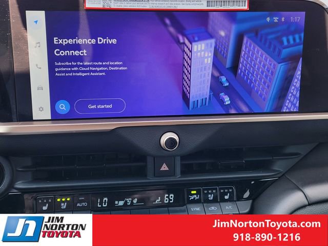 Used 2026 Toyota Crown AWD/4WD image 18