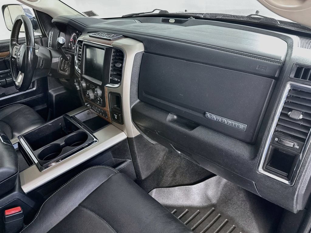 Used 2015 RAM 2500 Laramie w/ Convenience Group AWD/4WD image 31