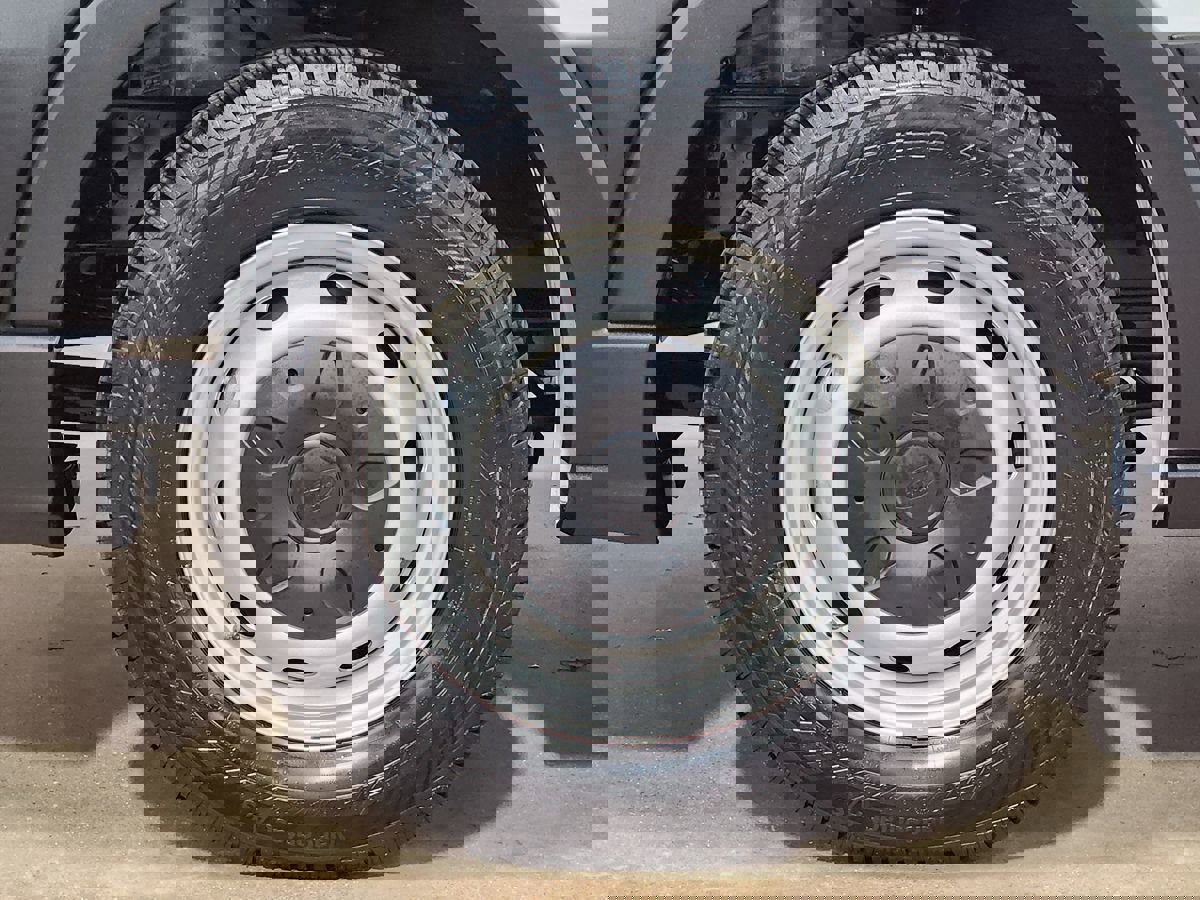 Used 2024 Ford Transit 350 XL image 27