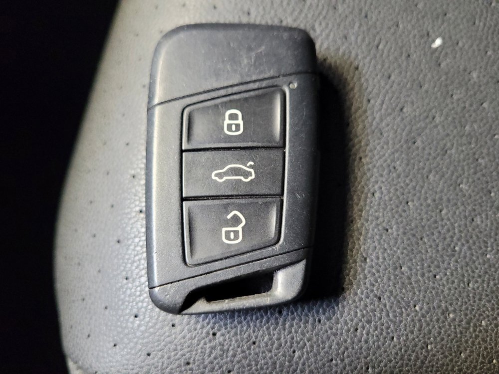 Used 2019 Volkswagen Jetta SE FWD image 32