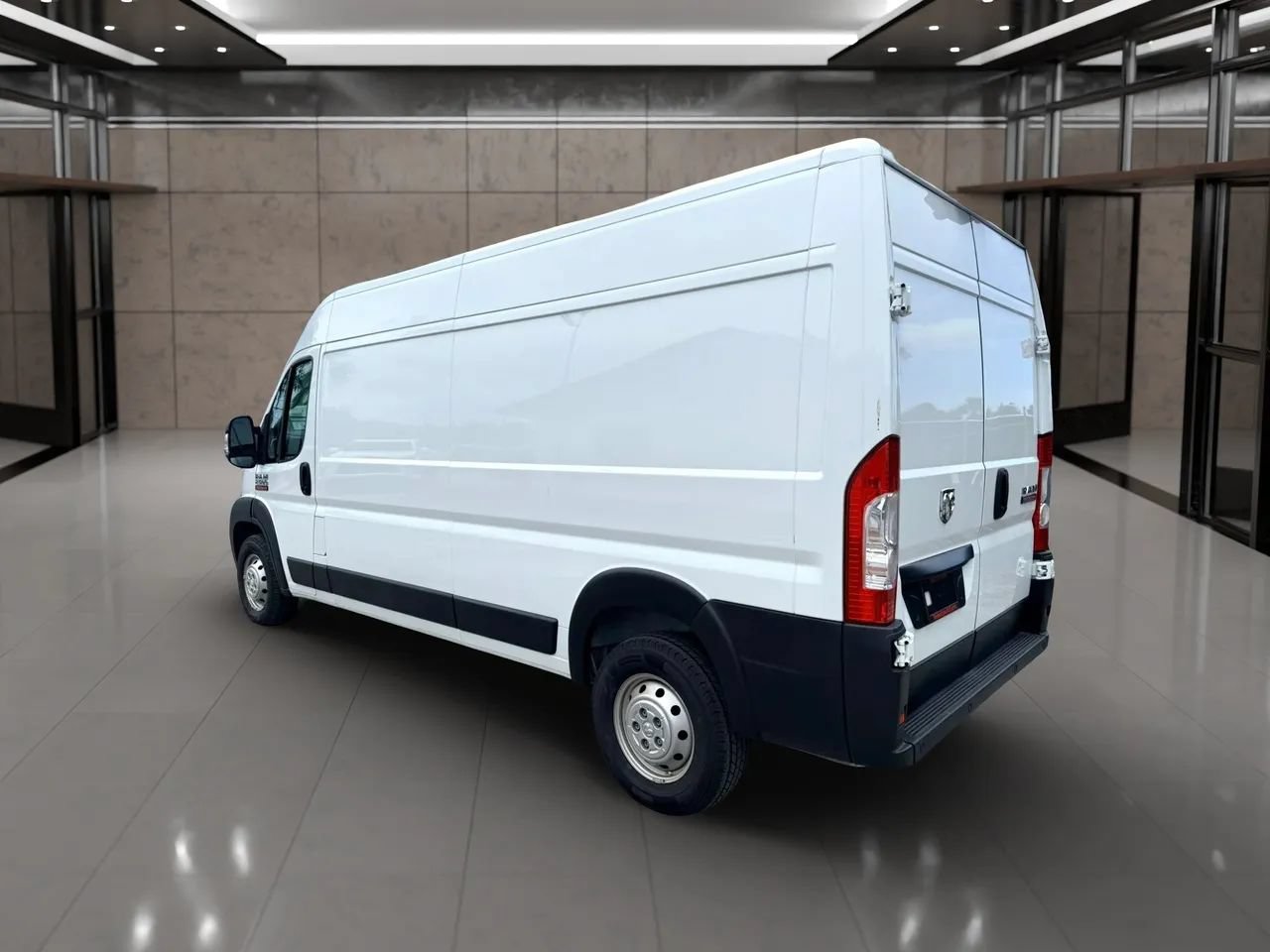 Used 2021 RAM ProMaster 2500 FWD image 5
