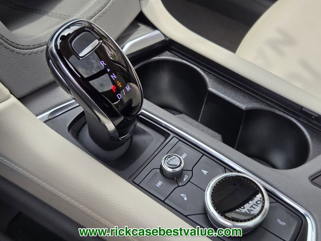 Used 2024 Cadillac XT5 Premium Luxury FWD image 28