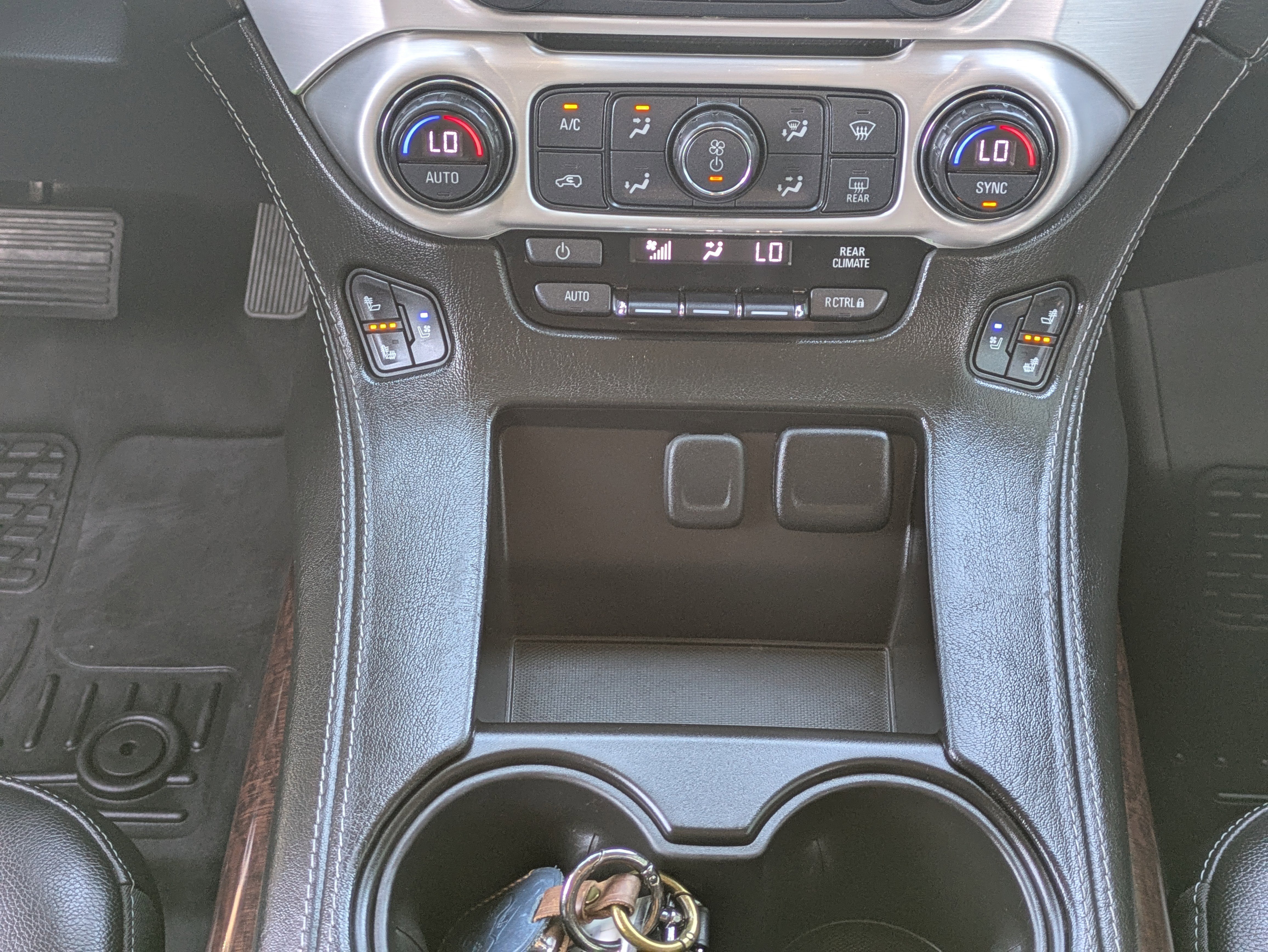 Used 2017 GMC Yukon SLT w/ Open Road Package image 21