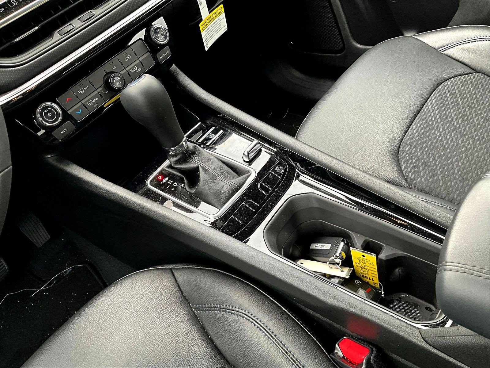 New 2026 Jeep Compass Latitude AWD/4WD image 12